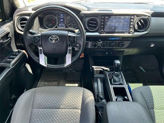 Photo of 2022 White Toyota Tacoma