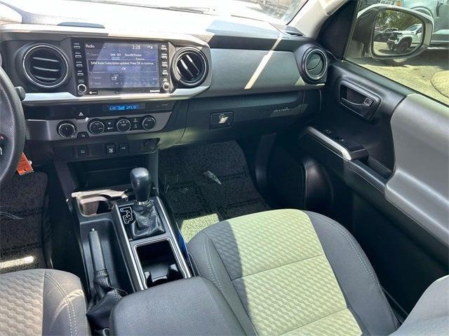 Photo of 2022 White Toyota Tacoma
