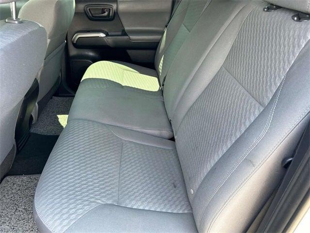 Photo of 2022 White Toyota Tacoma
