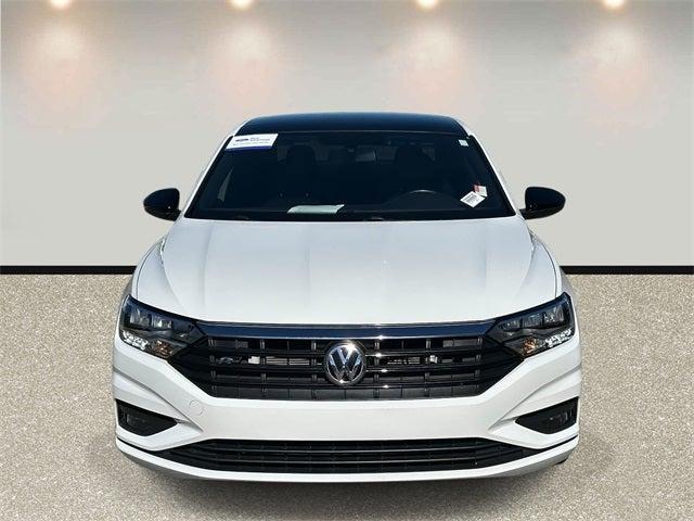 Photo of 2021 Pure White Volkswagen Jetta