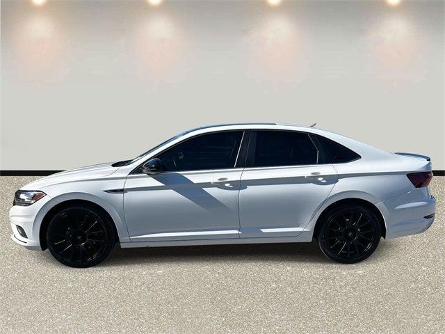 Photo of 2021 Pure White Volkswagen Jetta
