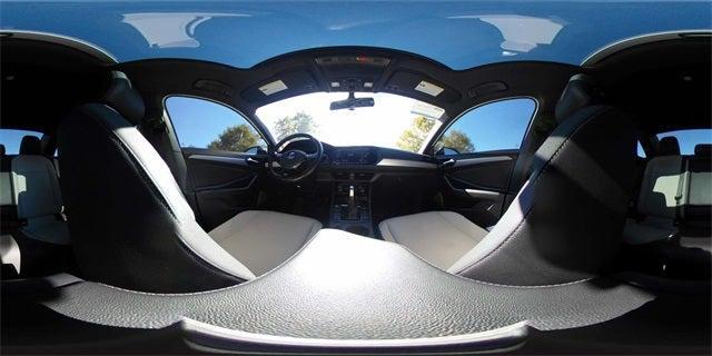Photo of 2021 Pure White Volkswagen Jetta
