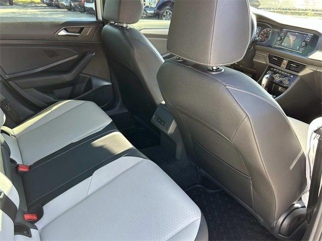 Photo of 2021 Pure White Volkswagen Jetta