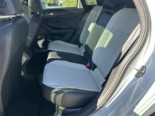 Photo of 2021 Pure White Volkswagen Jetta