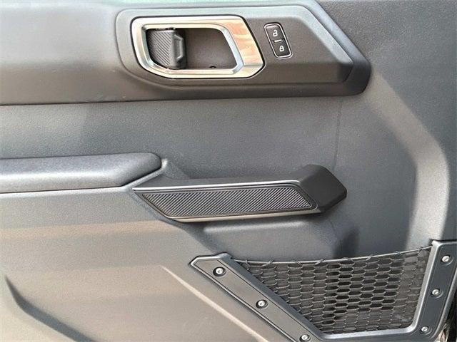 Photo of 2025 Shadow Black Ford Bronco