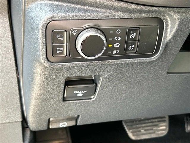 Photo of 2025 Shadow Black Ford Bronco