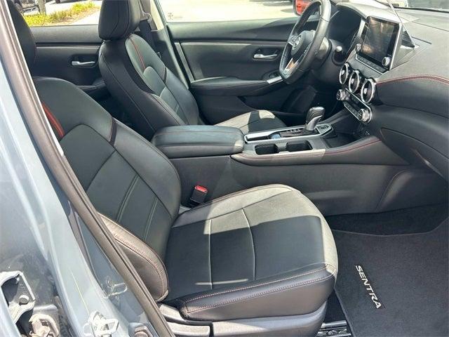 Photo of 2024 2t Gry Blk Roof Nissan Sentra
