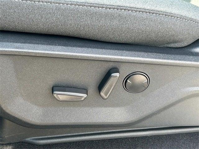 Photo of 2025 Oxford White Ford F-150