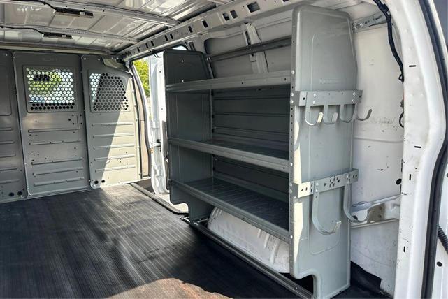 Photo of 2022 Summit White GMC Savana 2500