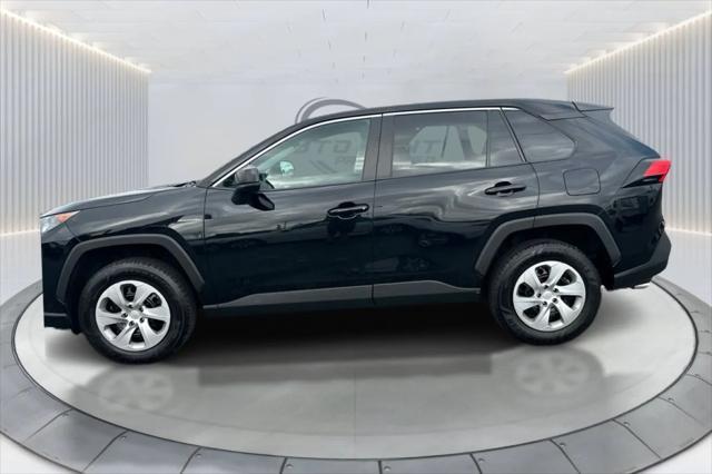 Photo of 2022 Midnight Black Metallic Toyota RAV4