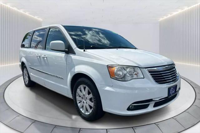 2016 Chrysler Town & Country