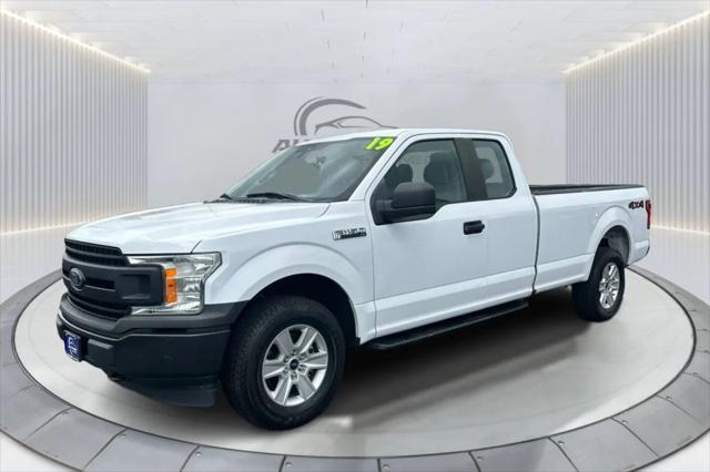 Photo of 2019 Oxford White Ford F-150