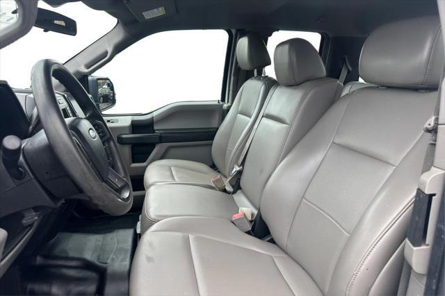 Photo of 2019 Oxford White Ford F-150