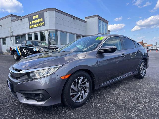 Photo of 2018 Gray Honda Civic