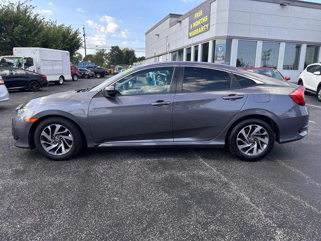 Photo of 2018 Gray Honda Civic