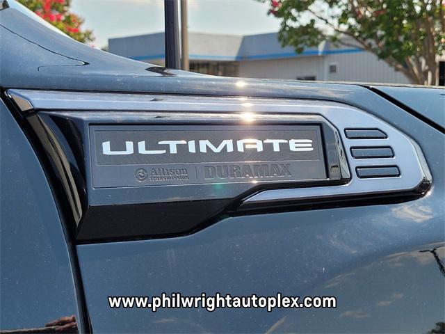 Photo of 2025 Onyx Black GMC Sierra 2500