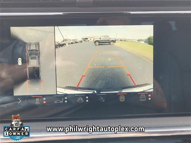 Photo of 2024 Onyx Black GMC Sierra 1500