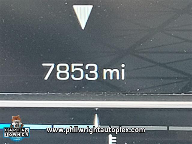 Photo of 2024 Onyx Black GMC Sierra 1500