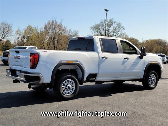 Photo of 2025 Summit White GMC Sierra 2500