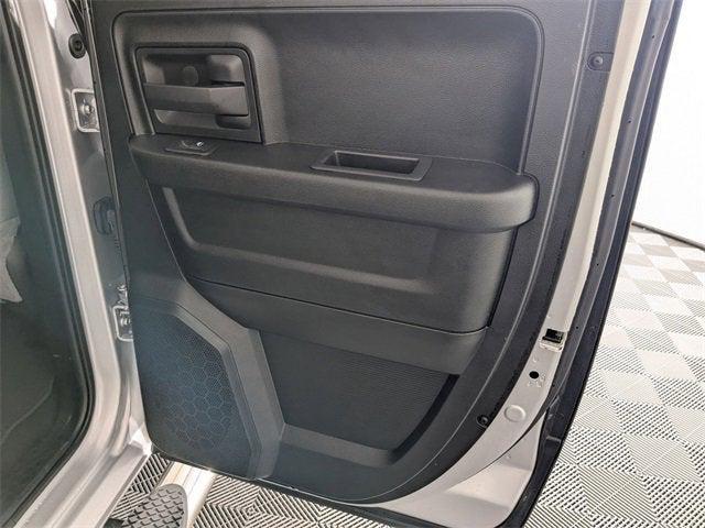 Photo of 2018 Bright Silver Metallic Clearcoat RAM 1500
