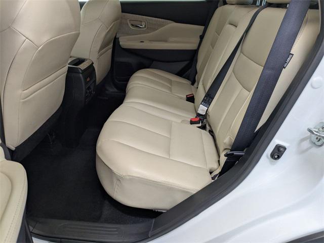 Photo of 2023 Pearl White Tricoat Nissan Murano