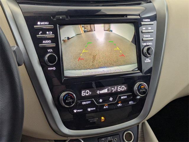 Photo of 2023 Pearl White Tricoat Nissan Murano