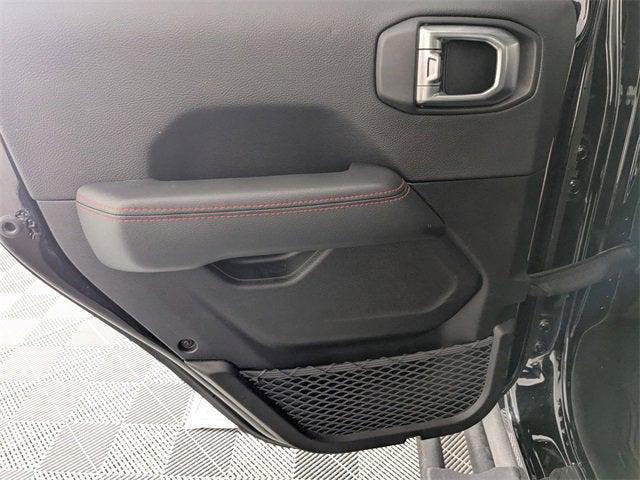 Photo of 2022 Black Clearcoat Jeep Gladiator
