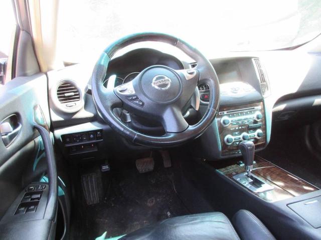 Photo of 2009 Navy Blue Metallic Nissan Maxima