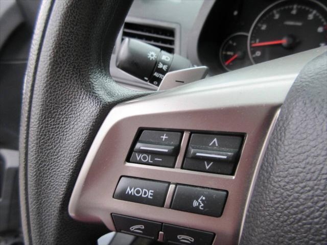 Photo of 2014 Ice Silver Metallic Subaru Legacy