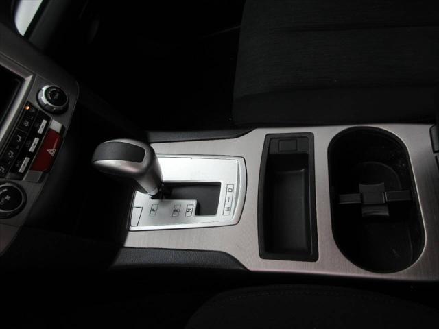 Photo of 2014 Ice Silver Metallic Subaru Legacy