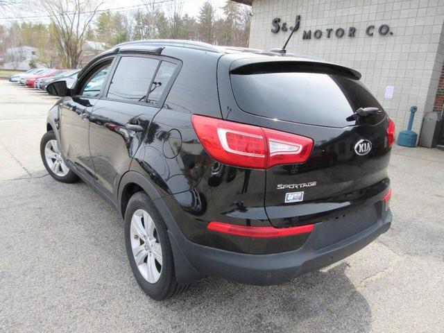 Photo of 2013 Black Cherry Kia Sportage