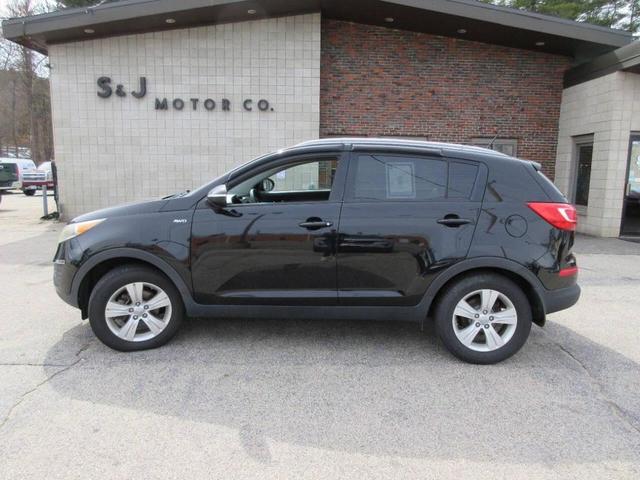 Photo of 2013 Black Cherry Kia Sportage