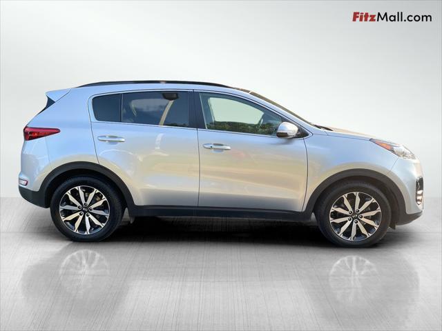 Photo of 2018 Sparkling Silver Kia Sportage