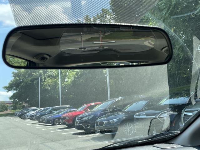 Photo of 2015 Alabaster Silver Metallic Honda Fit