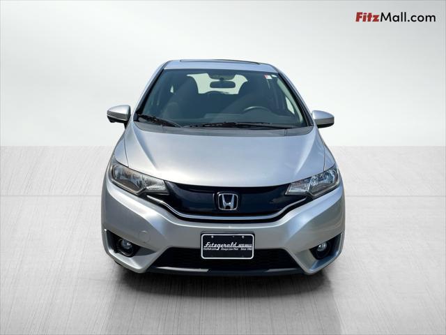 Photo of 2015 Alabaster Silver Metallic Honda Fit