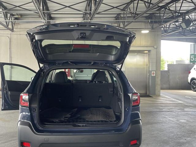 Photo of 2025 Cosmic Blue Pearl Subaru Outback