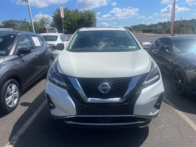 Photo of 2021 White Nissan Murano