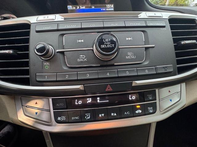 Photo of 2015 Basque Red Pearl II Honda Accord