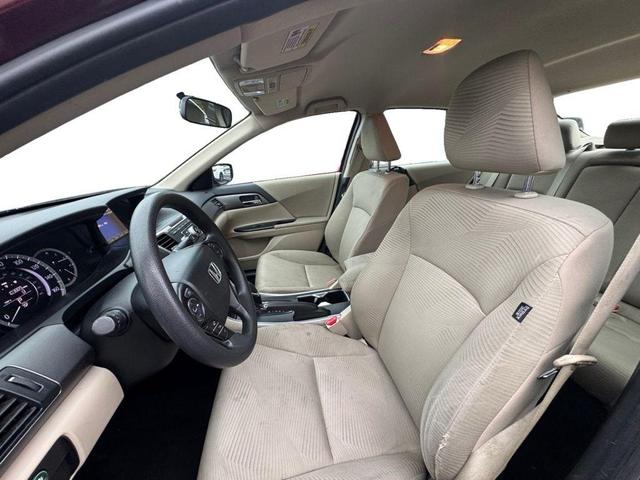 Photo of 2015 Basque Red Pearl II Honda Accord