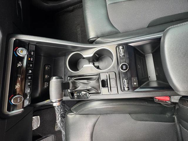 Photo of 2022 Wolf Gray Kia K5