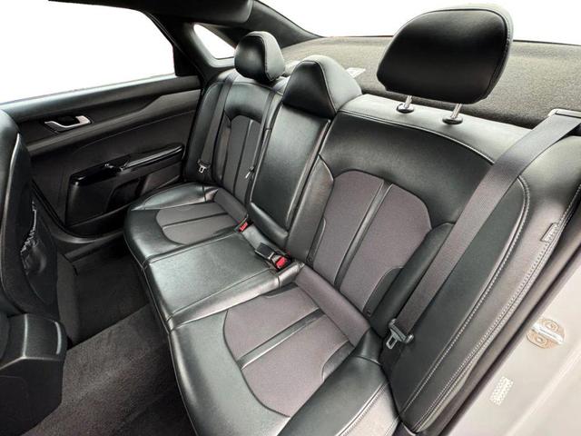 Photo of 2022 Wolf Gray Kia K5