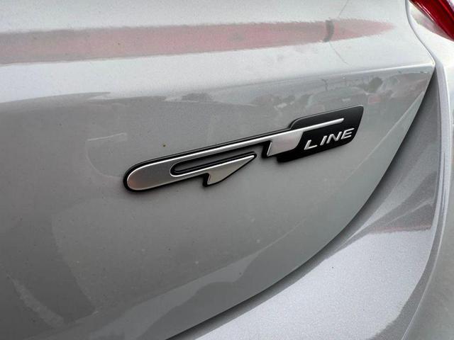 Photo of 2022 Wolf Gray Kia K5
