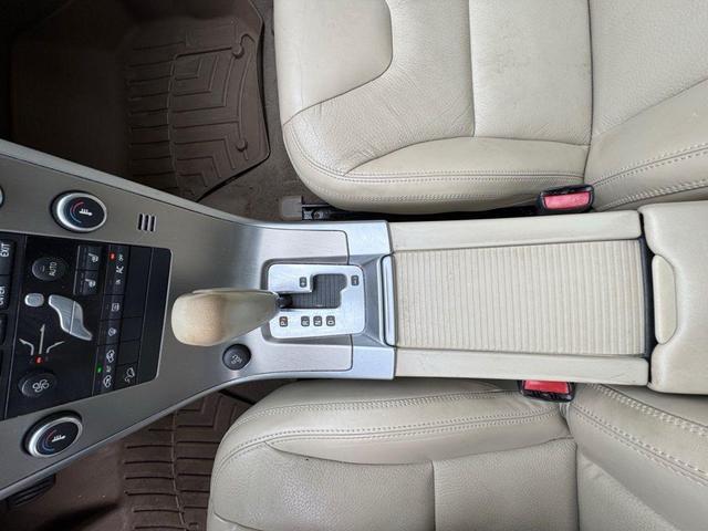 Photo of 2010 Barents Blue Metallic Volvo XC60