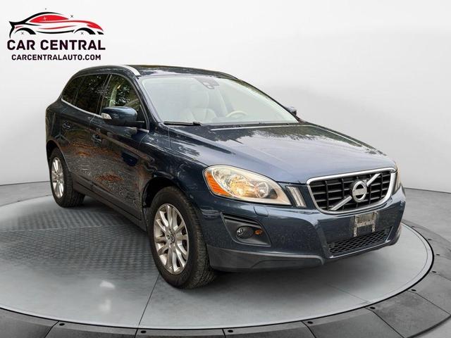 Photo of 2010 Barents Blue Metallic Volvo XC60