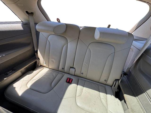 Photo of 2015 Blue Audi Q7