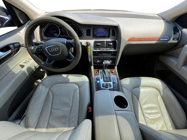 Photo of 2015 Blue Audi Q7
