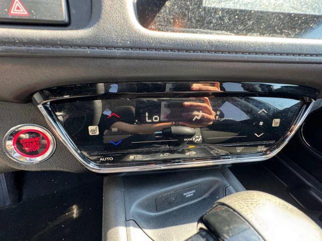 Photo of 2022 Crystal Black Pearl Honda HR-V