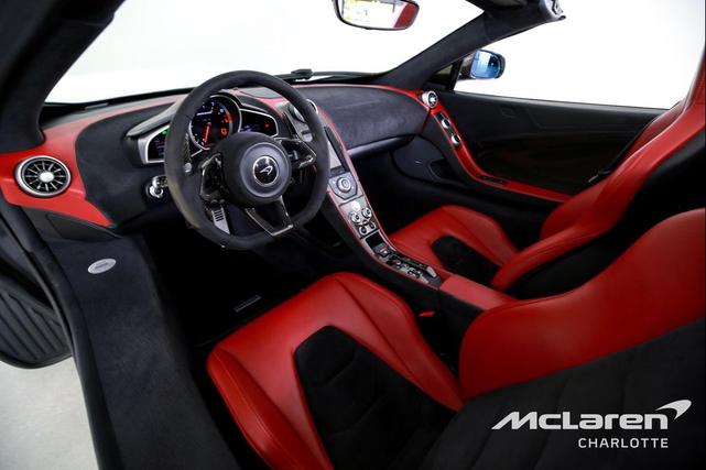 Photo of 2016 Pearl White McLaren 650S