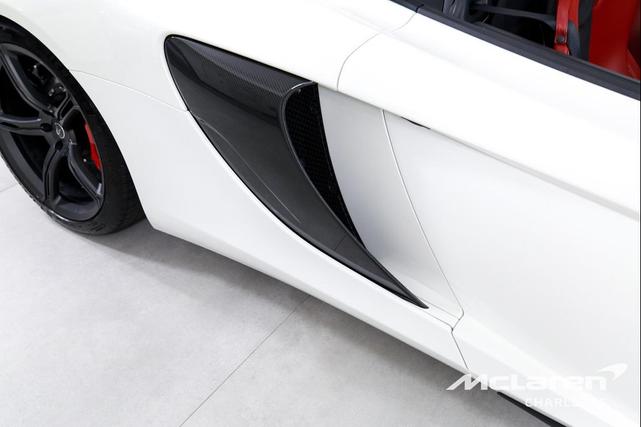 Photo of 2016 Pearl White McLaren 650S