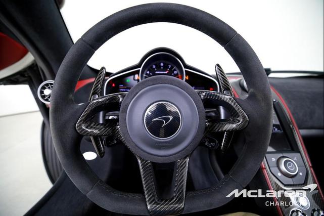 Photo of 2016 Pearl White McLaren 650S